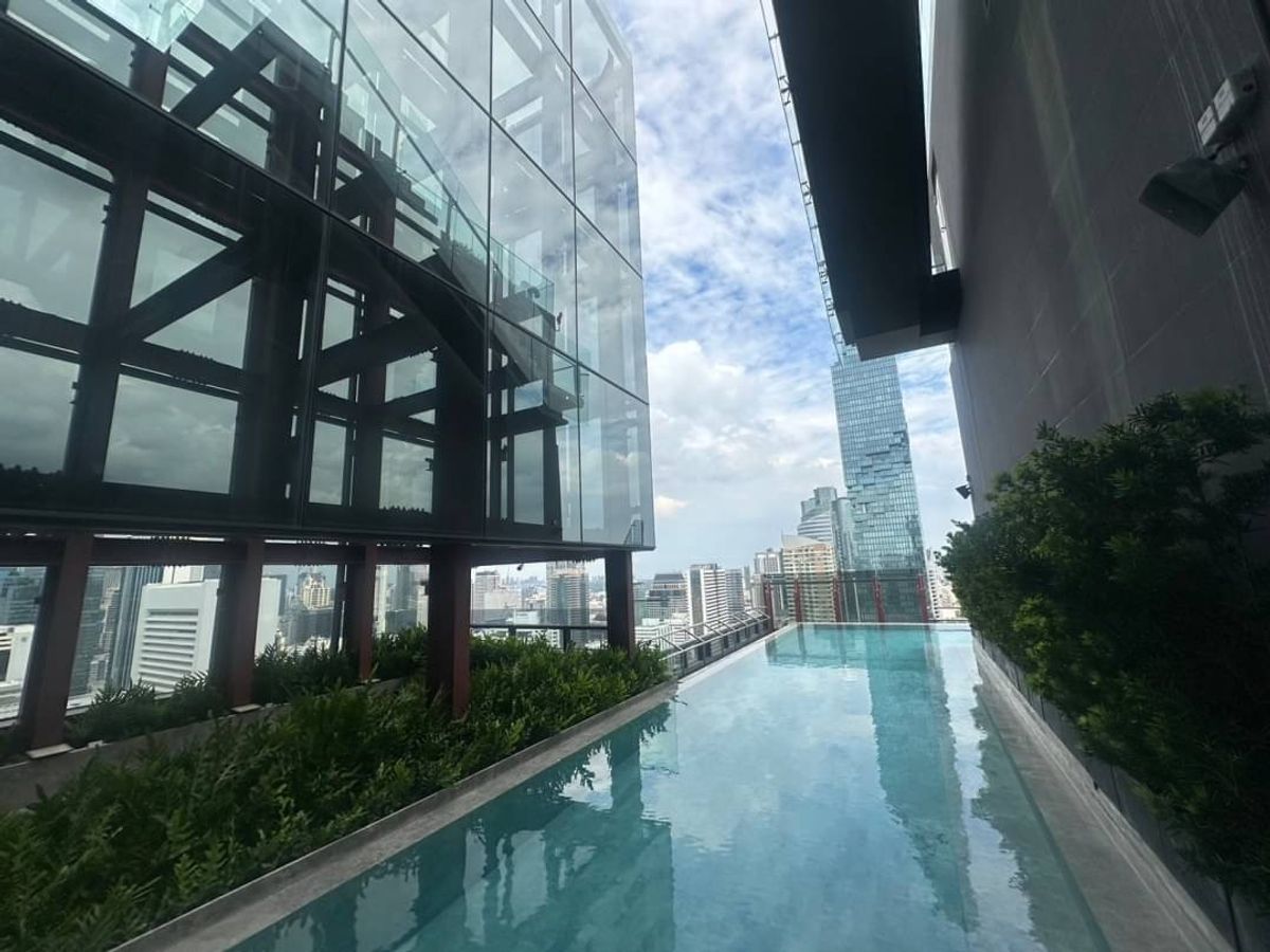 For RentCondoSilom, Saladaeng, Bangrak : Luxurius one bedroom for rental, Bangkok’s CBD at Ashton Silom