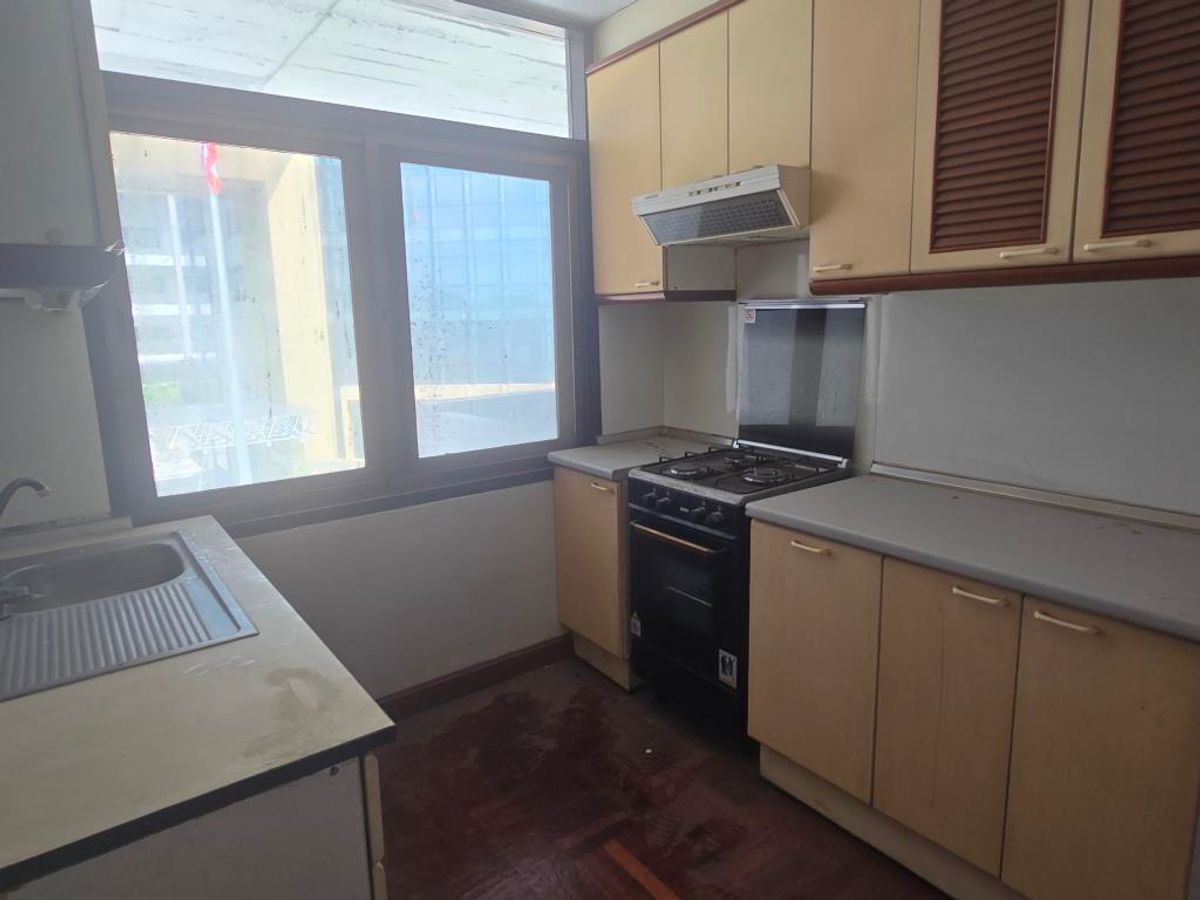 For RentAri,Anusaowaree : Low-rise apartment big 2 bedrooms about 150 sq m. Pet allowed in Phaholyothin around BTS Ai-Sanam Pao good for home office can be company registration