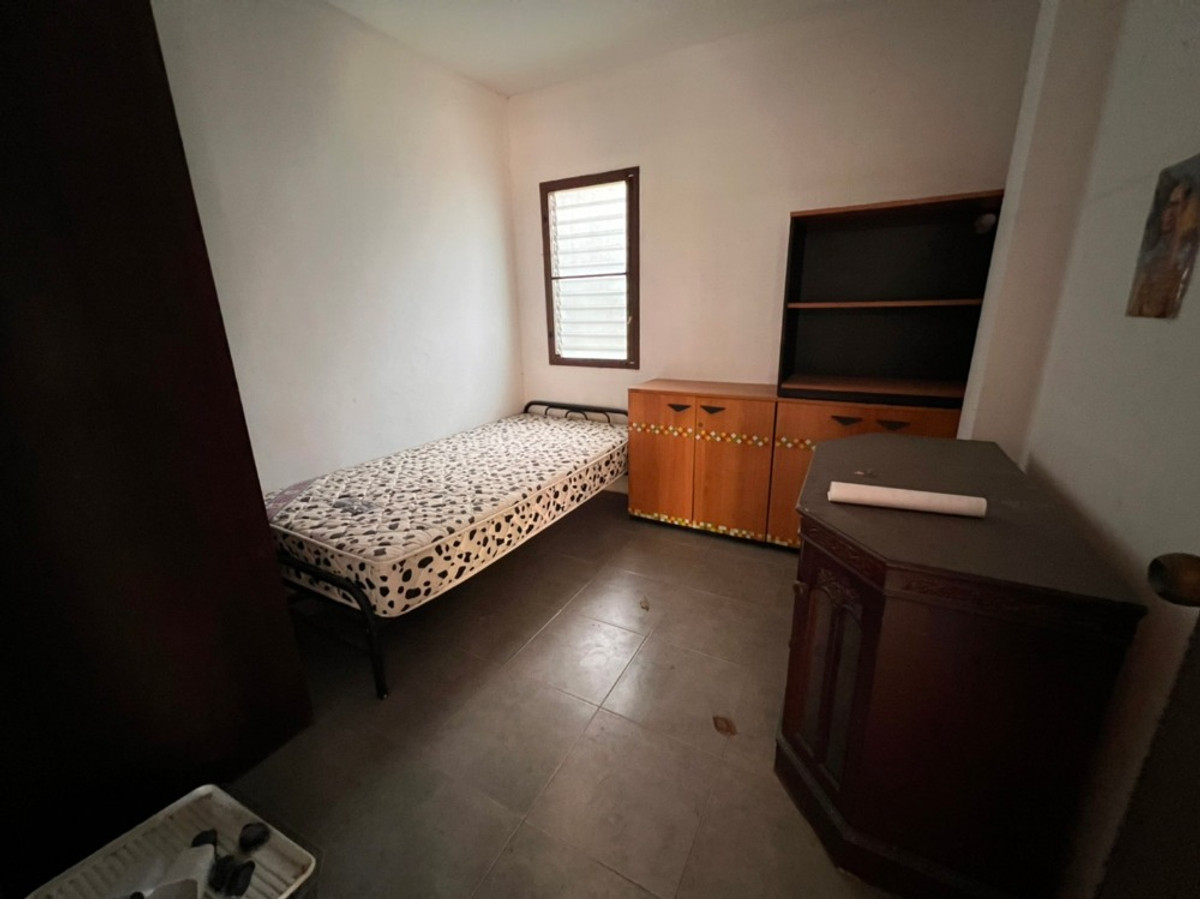 For RentHouseRattanathibet, Sanambinna : House with swimming pool have 100 sq.wa. on Samakkhi Road with 4 bedrooms, 3 bathrooms with a maid's room.