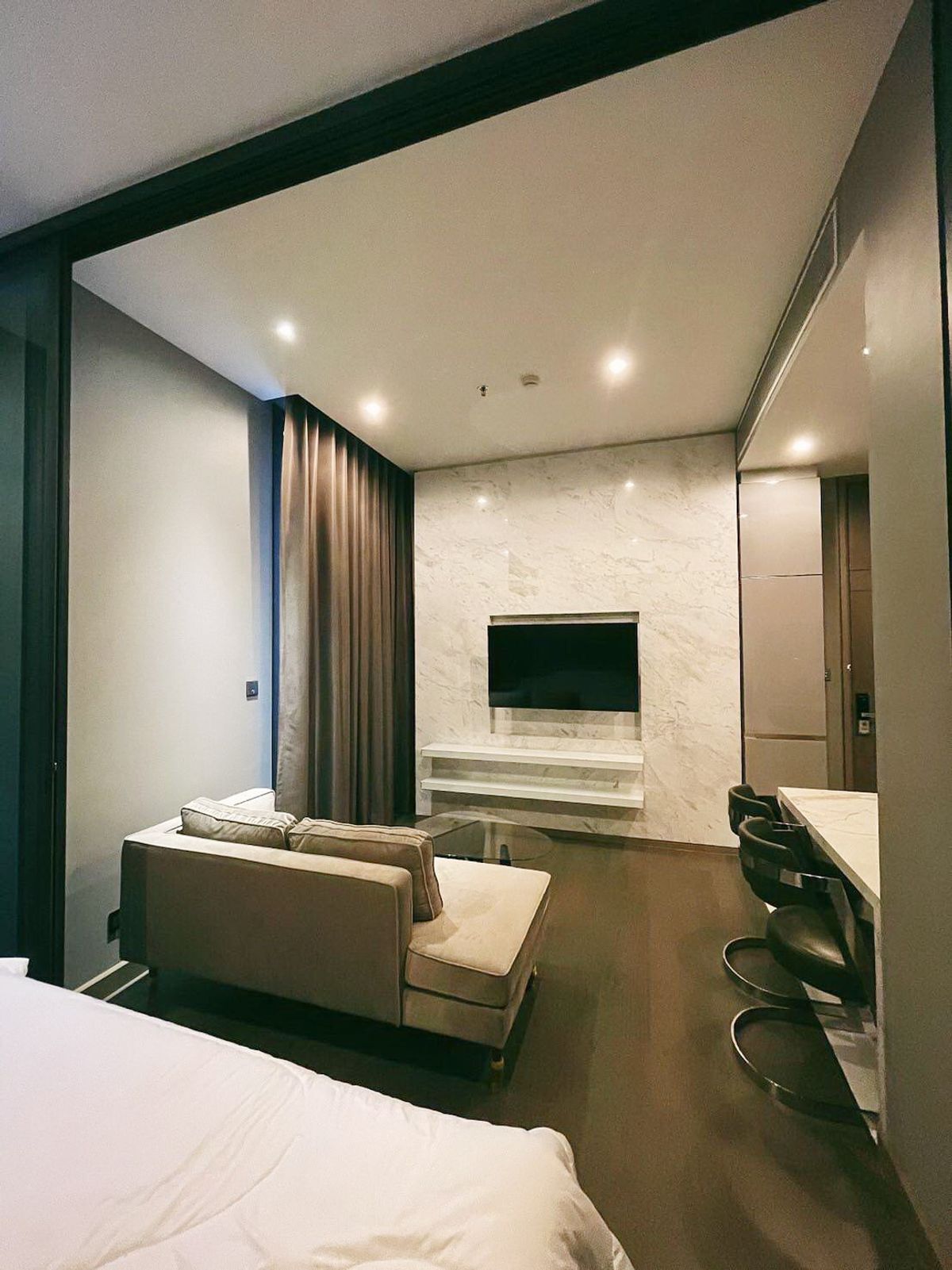 For RentCondoRama9, Petchburi, RCA : ✅ EASC103 ✅ Line : @p2nproperty