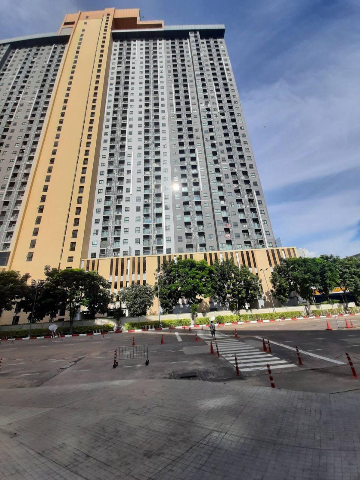CondoNonthaburi, Bang Yai, Bangbuathong : Plum Central Station PLUM CONDO CENTRAL STATION 2 The owner is rarely available.
