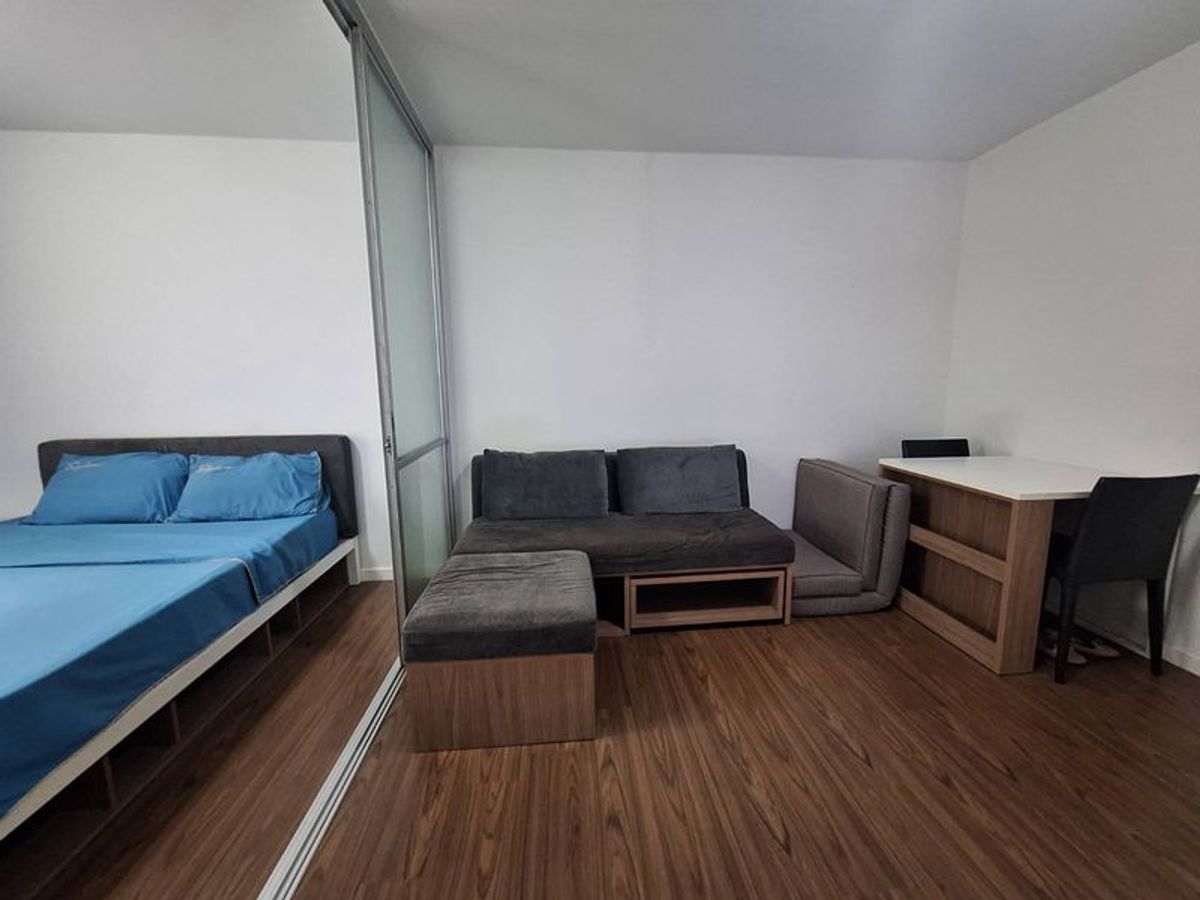 For SaleCondoChiang Mai : 🏢 For Sale – Dcondo Nim | Pool View | 2nd Floor ✨ Great for Living or Investment – Ready to move in, no current tenant