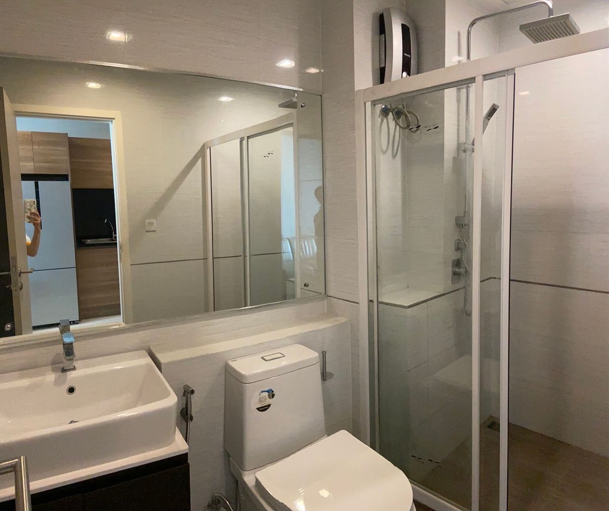 For RentCondoSamut Prakan,Samrong : For rent ✨ The Metropolis Samrong Interchange ✨ near BTS Samrong, complete with furniture and appliances