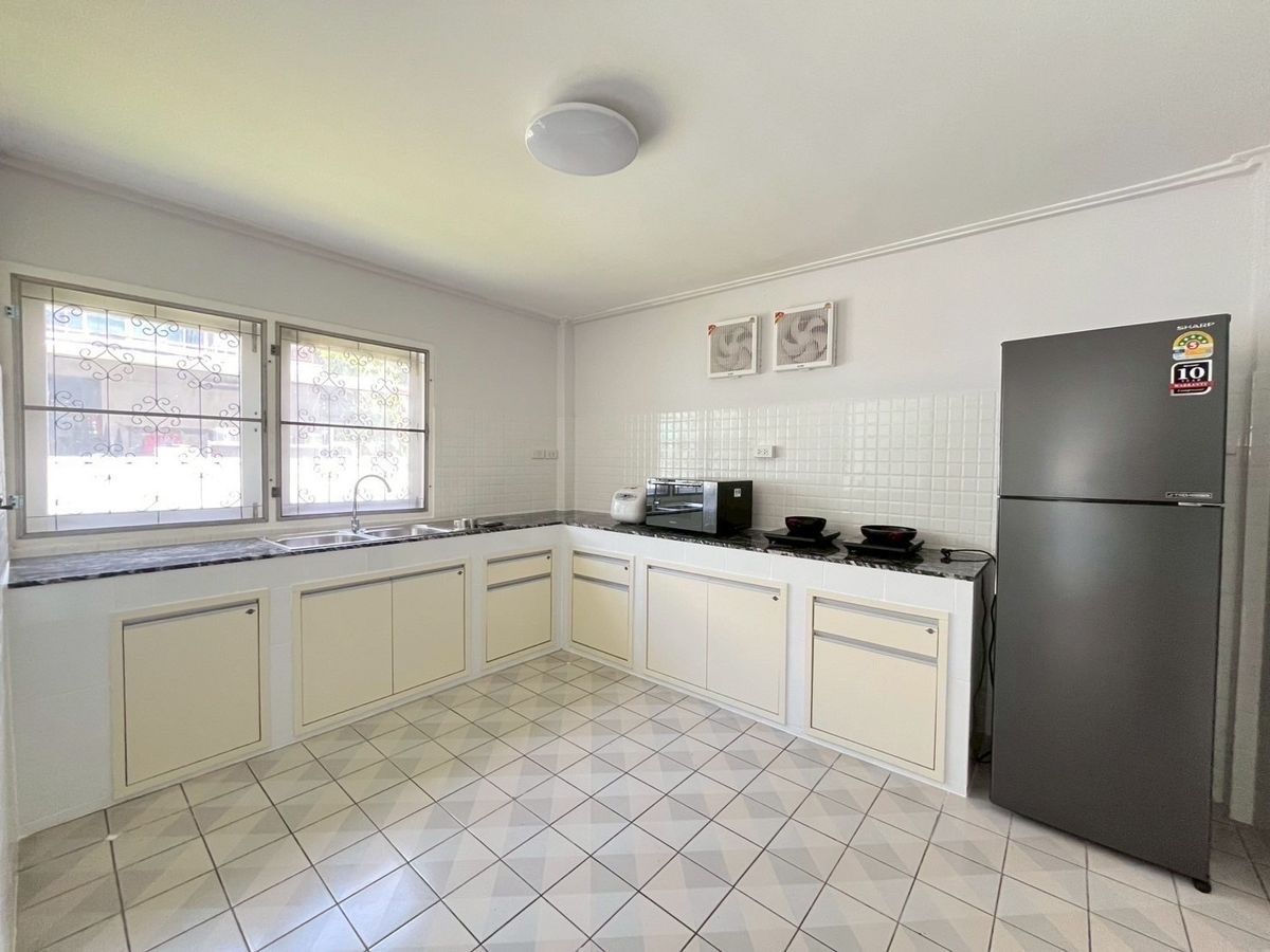 For RentHousePattanakan, Srinakarin : Detached house, Muang Thong 2 Phatthanakan 53 /4 Bedrooms (Rental), Details Muang Thong Pharathanakan 53 /3 (For Rent) FON180