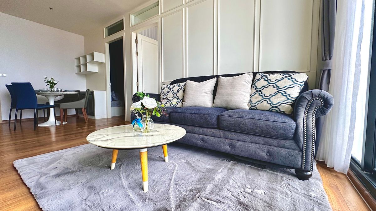 ให้เช่าคอนโดสุขุมวิท อโศก ทองหล่อ : FOR RENT  2 BEDROOM  2  BATHROOM 60 SQ.M  FULLY FURNITURE  READY TO MOVE