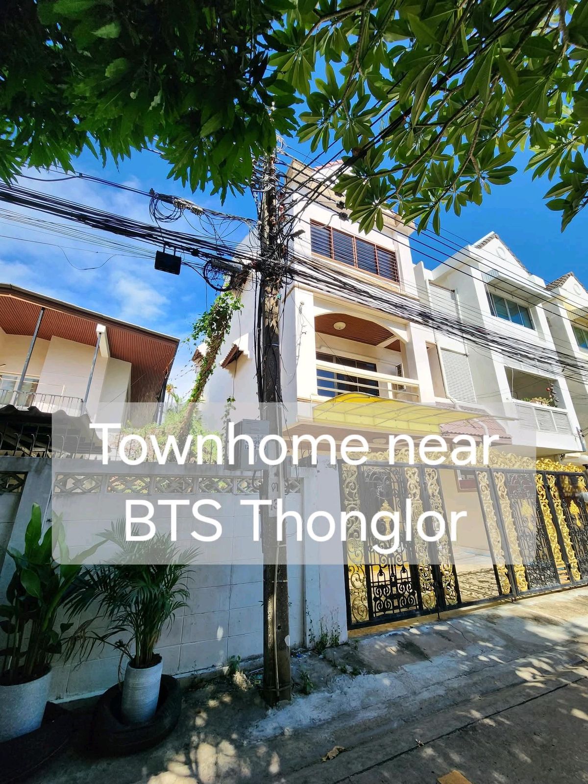 ให้เช่าทาวน์โฮมสุขุมวิท อโศก ทองหล่อ : Townhome for Rent Near BTS Thonglor
ทาวน์เฮ้าส์ให้เช่า ใกล้สถานีรถไฟฟ้า ทองหล่อ 
