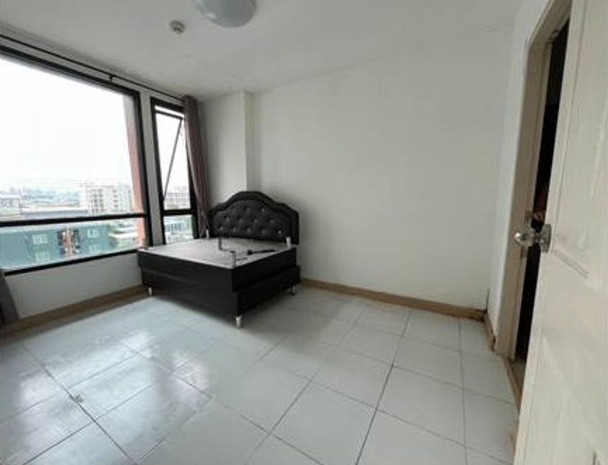 ขายคอนโดลาดพร้าว เซ็นทรัลลาดพร้าว : ขายคอนโด ลิปป์ ลาดพร้าว 20 ใกล้ MRT ลาดพร้าว ชั้น 7 ฟรีโอน ราคาถูกเพียง 1.43 ล้าน