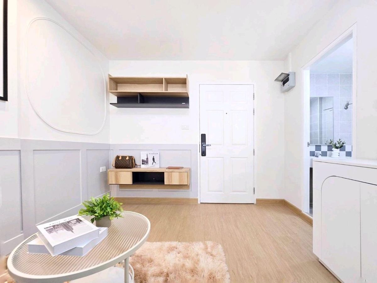 For SaleCondoNawamin, Ramindra : 💝🌟 Beautiful room in Ram Inthra area 🚆 BTS in front of the condo Here 🤗 Lumpini Ram Inthra-Lak Si 🌈🌈