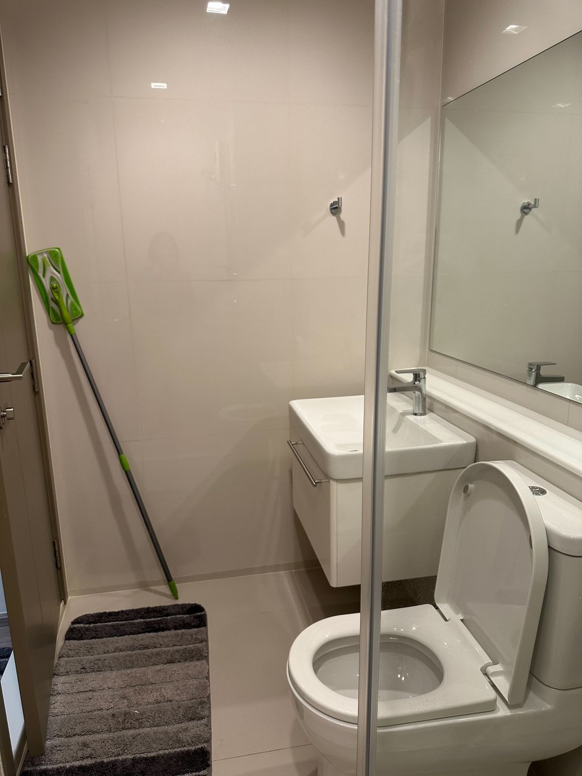 For RentCondoRama9, Petchburi, RCA : For rent Life Asoke Hype Price 25,000 baht [LAH0061]