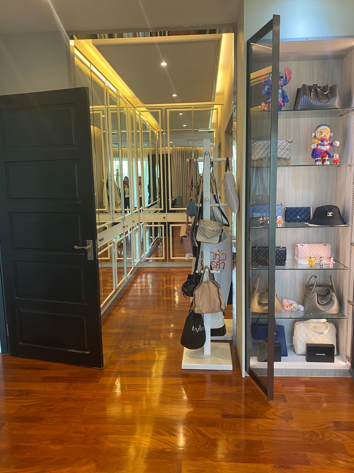 ขายบ้านพระราม 5 ราชพฤกษ์ บางกรวย : ขายบ้านเดี่ยว 2ชั้น 189 ตรว. พื้นที่ใช้สอย 372 4 ห้องนอน 5 ห้องน้ำ แต่งครบทั้งหลัง พร้อมเข้าอยู่