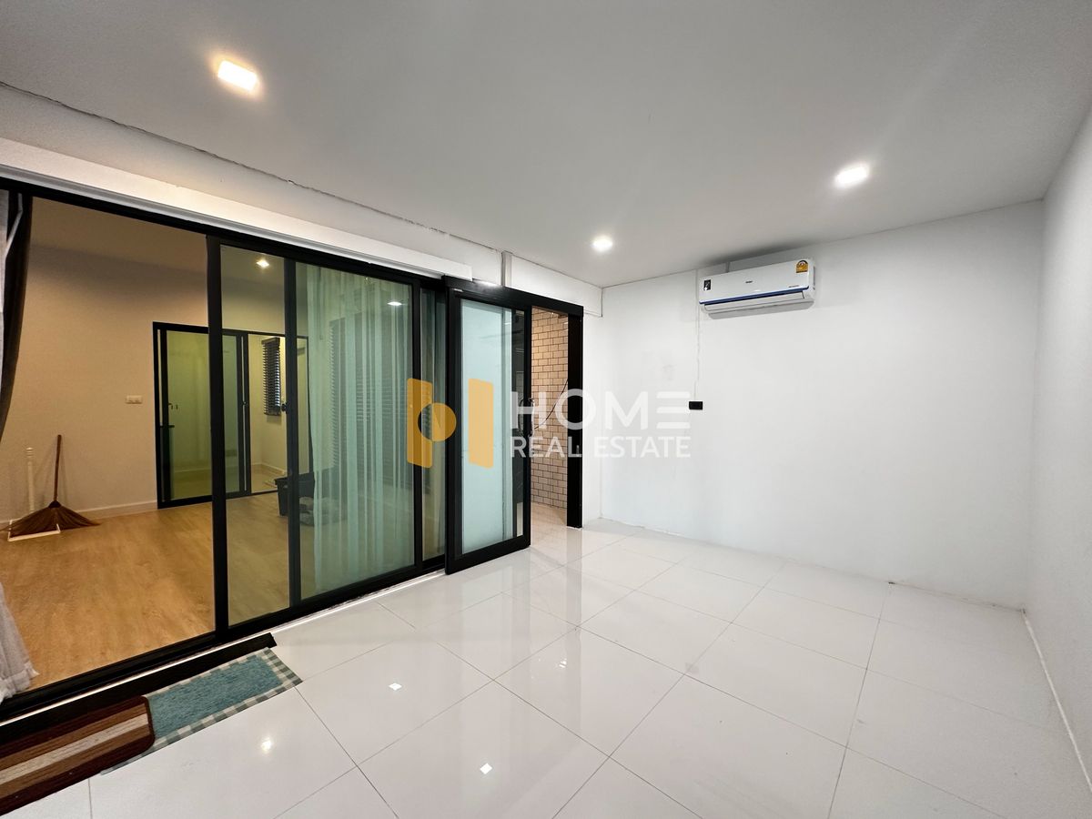 For SaleHousePhutthamonthon, Salaya : Kanasiri Salaya -Pinklao / 4 Bedrooms (Sale), Kanasiri Salaya - Pinklao / 4 Bedrooms (For Sale) BALL078