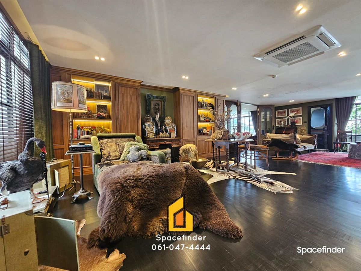 ให้เช่าคอนโดสุขุมวิท อโศก ทองหล่อ : สอบถามโทร : 061-047-4444 TPJ Condo Sukhumvit 49 ใกล้ BTS พร้อมพงษ์ Penthouse 240 ตารางเมตร 3 ห้องนอน 4 ห้องน้ำ ตกแต่งครบตามรูป