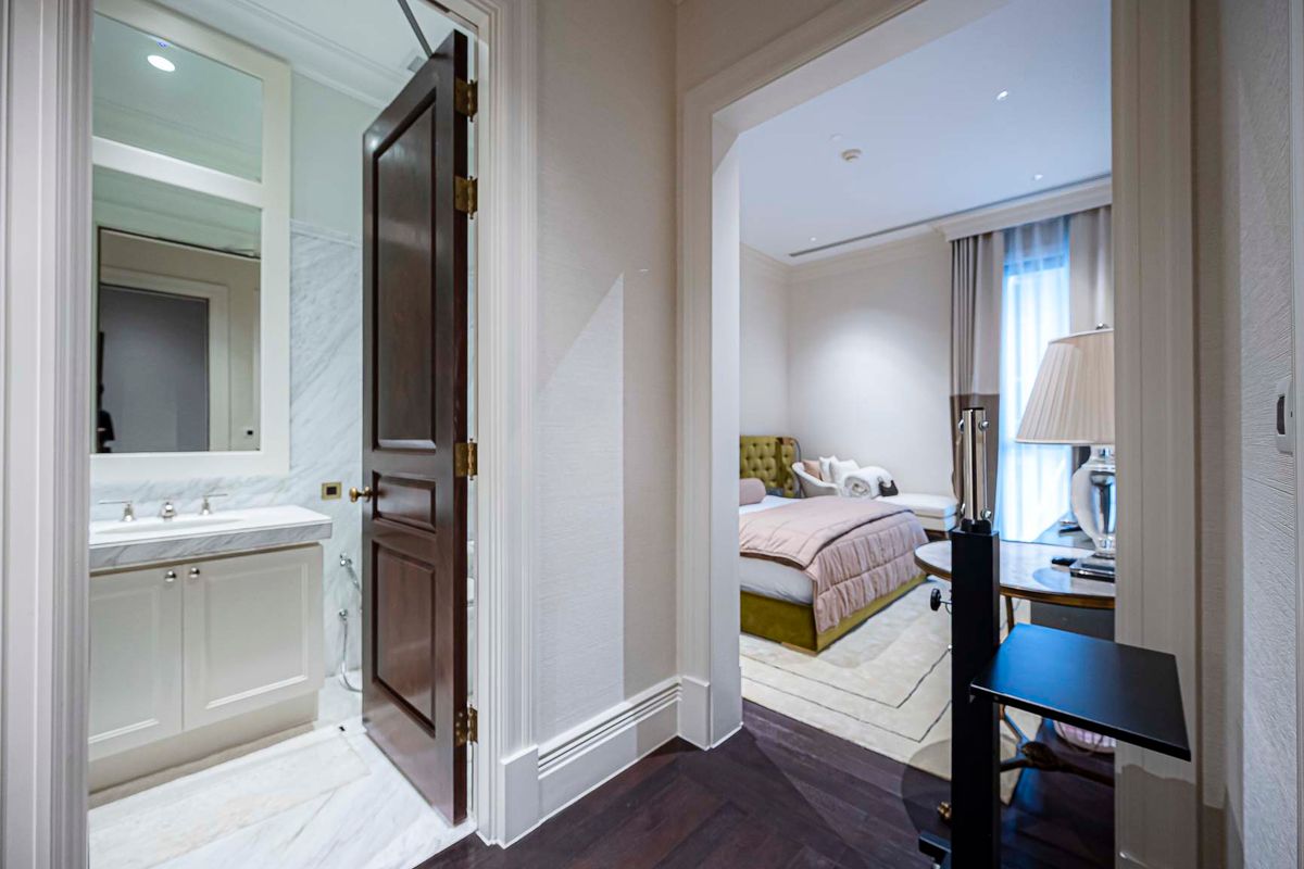 For SaleCondoWitthayu, Chidlom, Langsuan, Ploenchit : 98 Wireless: Luxury Condominium