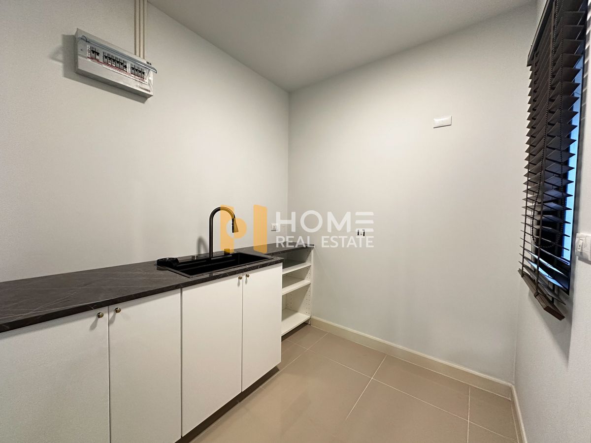 For SaleHousePhutthamonthon, Salaya : Kanasiri Salaya -Pinklao / 4 Bedrooms (Sale), Kanasiri Salaya - Pinklao / 4 Bedrooms (For Sale) BALL078