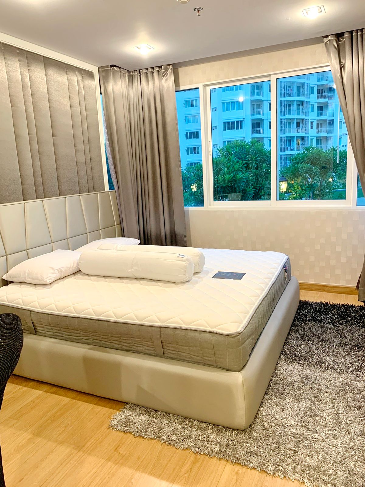 For RentCondoRama9, Petchburi, RCA : 4237♛ 1 bedroom rental ♙ Supalai Wellington ♜MRT Cultural Center ∞099-5919653,065-9423251🜲Line@surressence