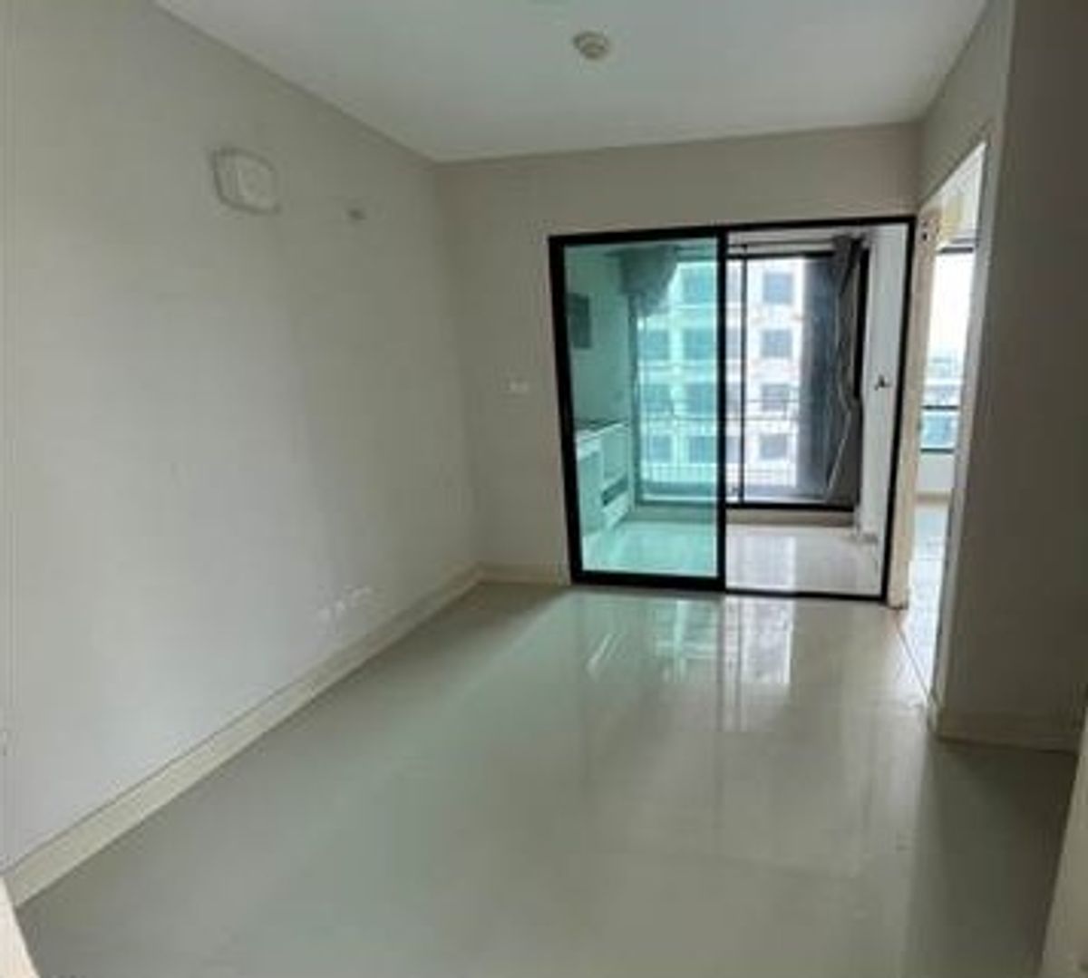 ขายคอนโดลาดพร้าว เซ็นทรัลลาดพร้าว : ขายคอนโด ลิปป์ ลาดพร้าว 20 ใกล้ MRT ลาดพร้าว ชั้น 7 ฟรีโอน ราคาถูกเพียง 1.43 ล้าน