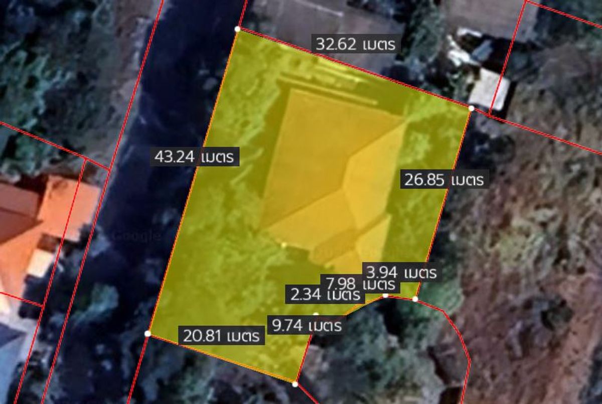 For SaleHouseLadkrabang, Suwannaphum Airport : Land for sale with buildings  Chaloem Phrakiat Rama 9 Road, Soi 62