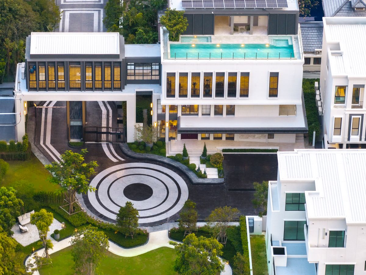 ขายบ้านพัฒนาการ ศรีนครินทร์ : AERIE Srinakarin–Suanluang บ้านเดี่ยวทำเลดีที่สุดในย่านนี้หลังห้าง Paradise Park