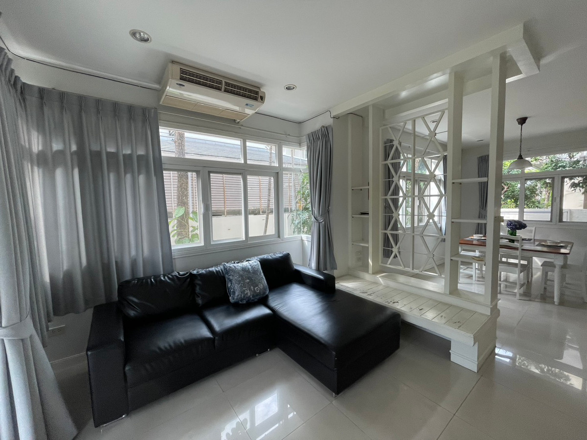 For RentHouseChaengwatana, Muangthong : house, 3 bedrooms, 3 bathrooms, close to HomePro Pakkret, near ISB International School.