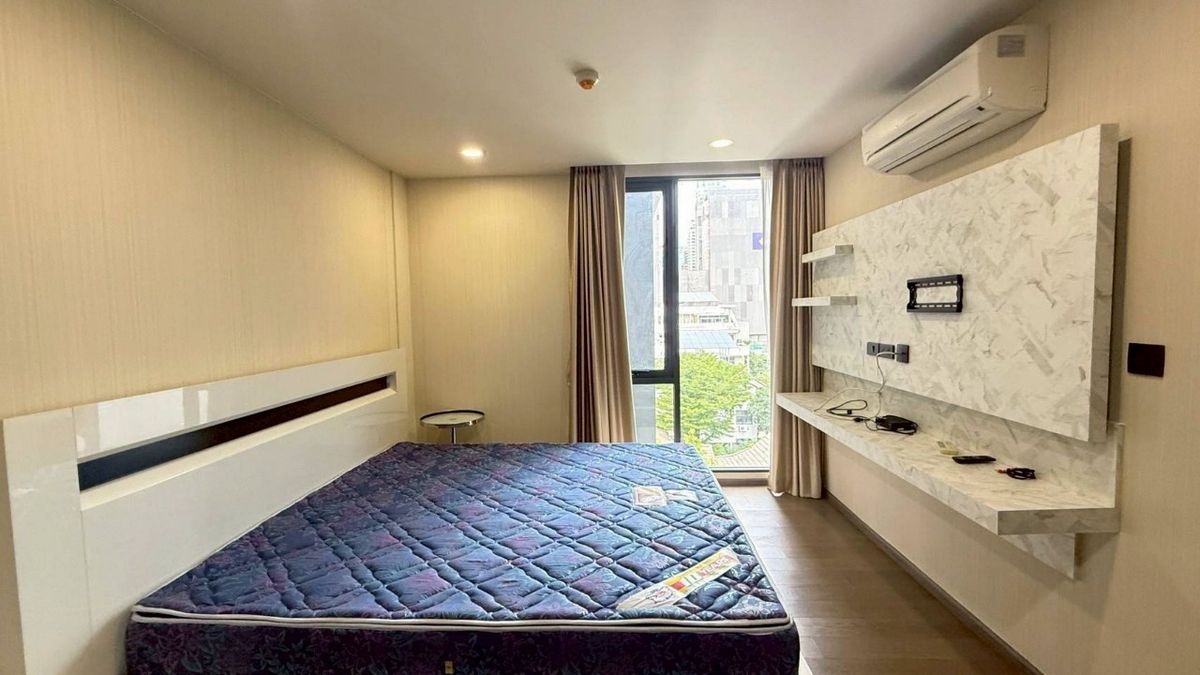 CondoWitthayu, Chidlom, Langsuan, Ploenchit : Klass Sarasin-Rajdamri, beautiful room, convenient transportation