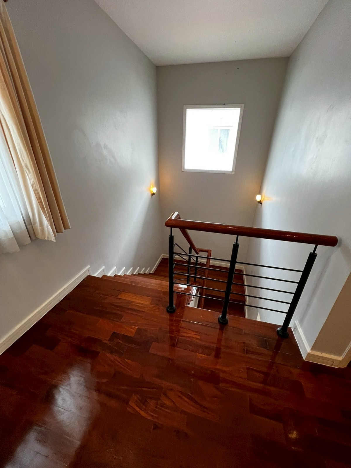 For RentHouseChaengwatana, Muangthong : house, 3 bedrooms, 3 bathrooms, close to HomePro Pakkret, near ISB International School.