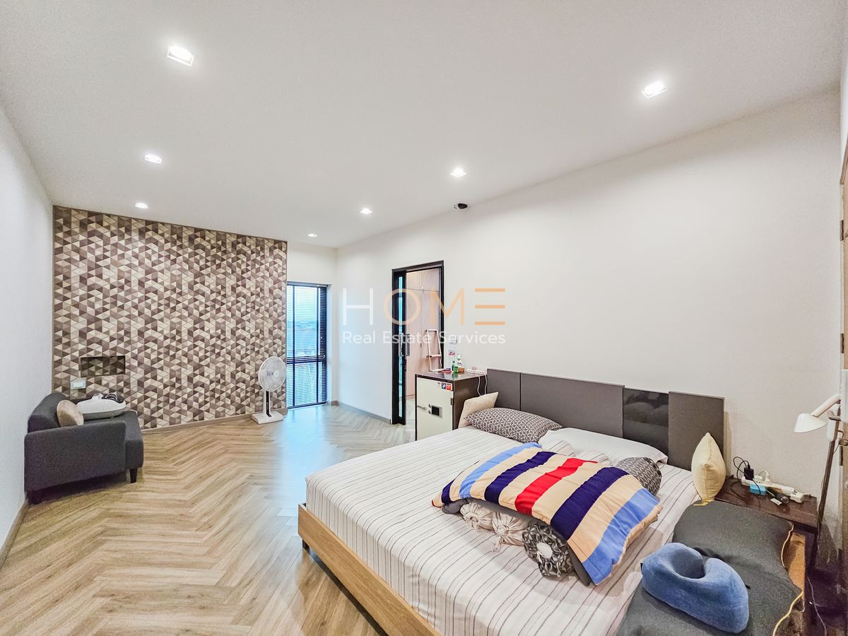 ขายสำนักงานนวมินทร์ รามอินทรา : อาคารสำนักงาน สุขาภิบาล 5 ซอย 22 / 4 ชั้น (ขาย), Office Building Sukhaphiban 5 Soi 22 / 4-storey (FOR SALE) TAN501