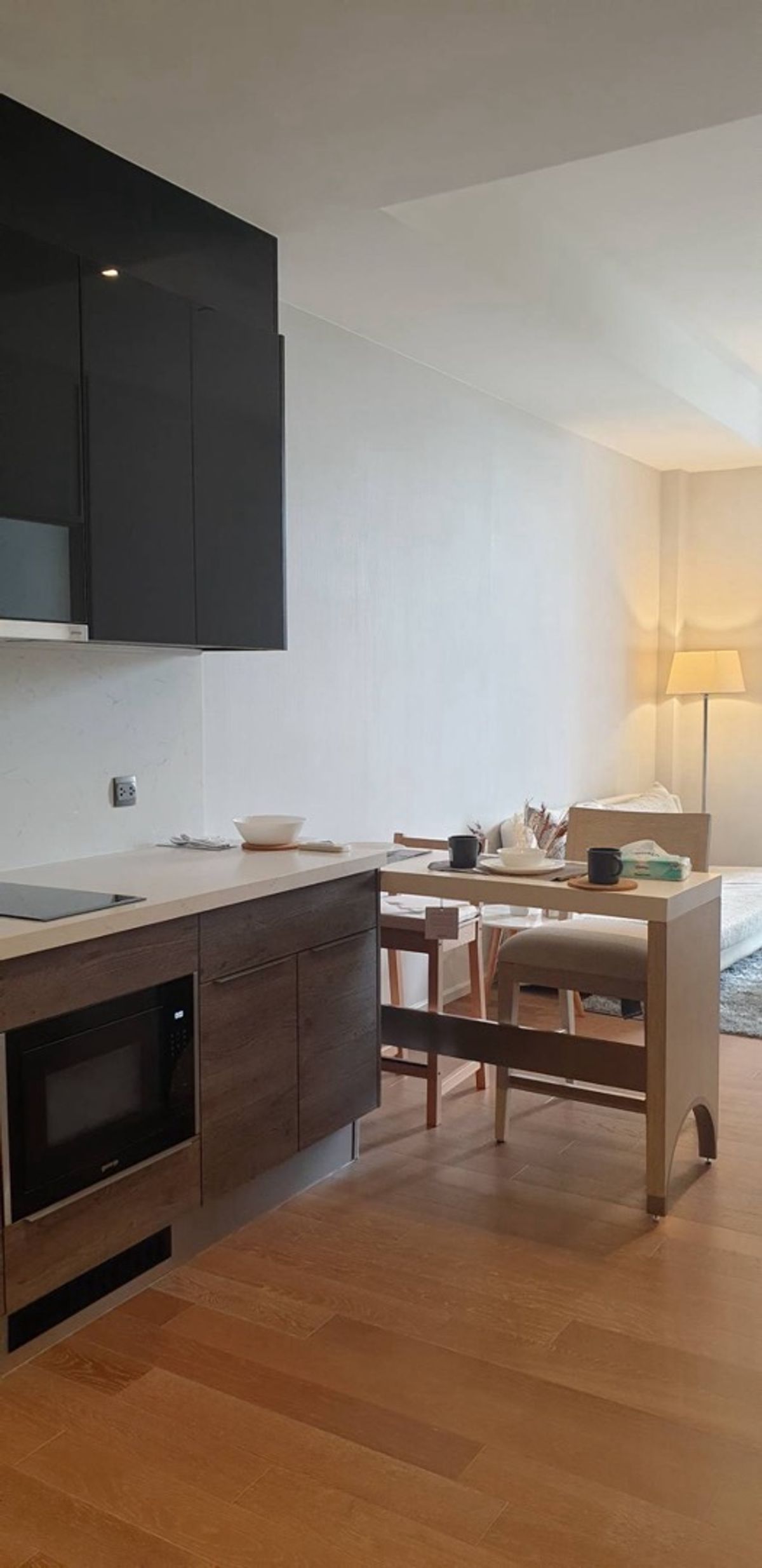 ให้เช่าคอนโดวิทยุ ชิดลม หลังสวน : For Rent Muniq Langsuan 