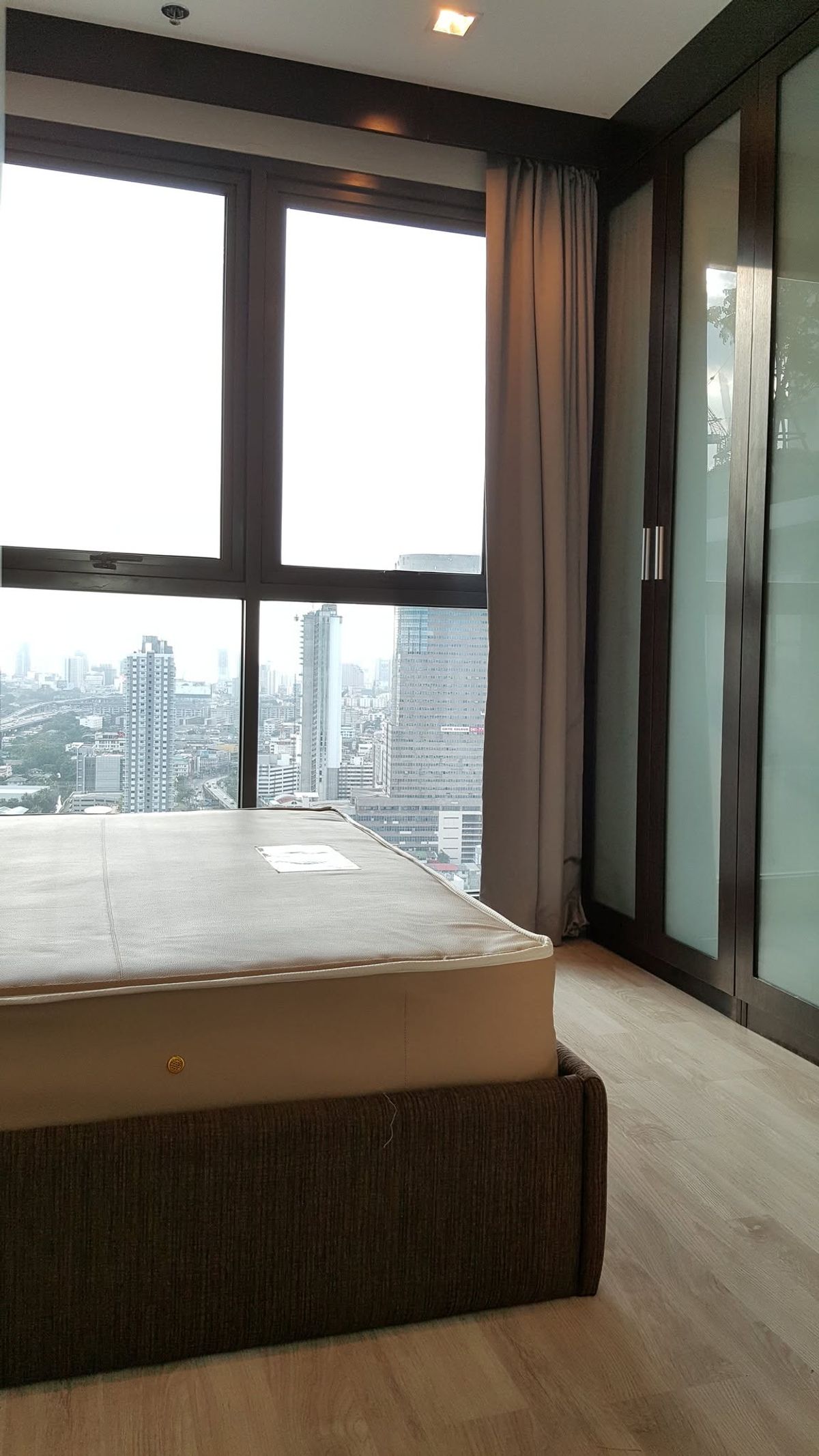 For SaleCondoRama9, Petchburi, RCA : Condo for sale IDEO Mobi Rama 9 Price 6,500,000 baht [MKS250707]