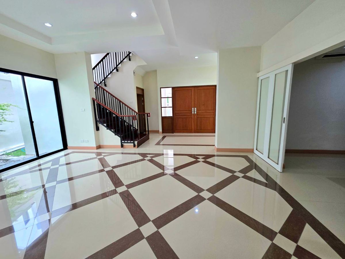 ขายบ้านสมุทรปราการ สำโรง : ขายด่วนบ้านเดี่ยว 3 ชั้น บ้านใหม่ 5นอน กฤษดานคร 21 ราคาพิเศษสุด