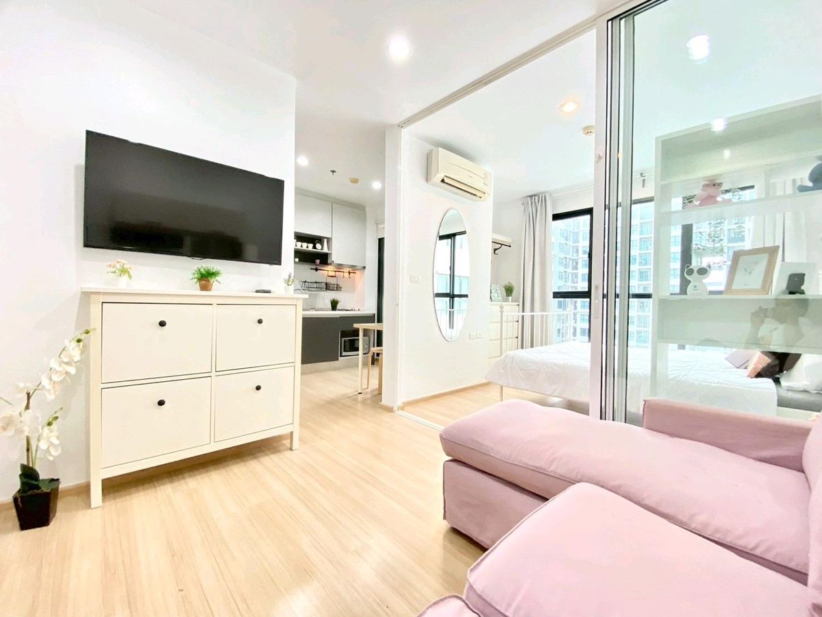 ให้เช่าคอนโดแจ้งวัฒนะ เมืองทอง : ให้เช่าคอนโด The Best Condo แจ้งวัฒนะ ชั้น14 วิวสระ  เฟอร์ครบ พร้อมเข้าอยู่! 8500 B-M 26ตร.ม. 2 แอร์ 2 ตัว ห้องทำใหมทั้งห้อง  ไกล้ MRTสีชมพู เมืองทองธานี ตรงข้าม Makro Lotus
for rent The Best Condo 