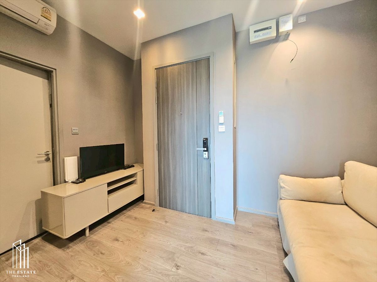 ให้เช่าคอนโดลาดพร้าว เซ็นทรัลลาดพร้าว : For rent Whizdom Avenue Ratchada-Ladprao ชั้นสูง วิวเมือง ติด MRT ลาดพร้าว @16,000 Baht  