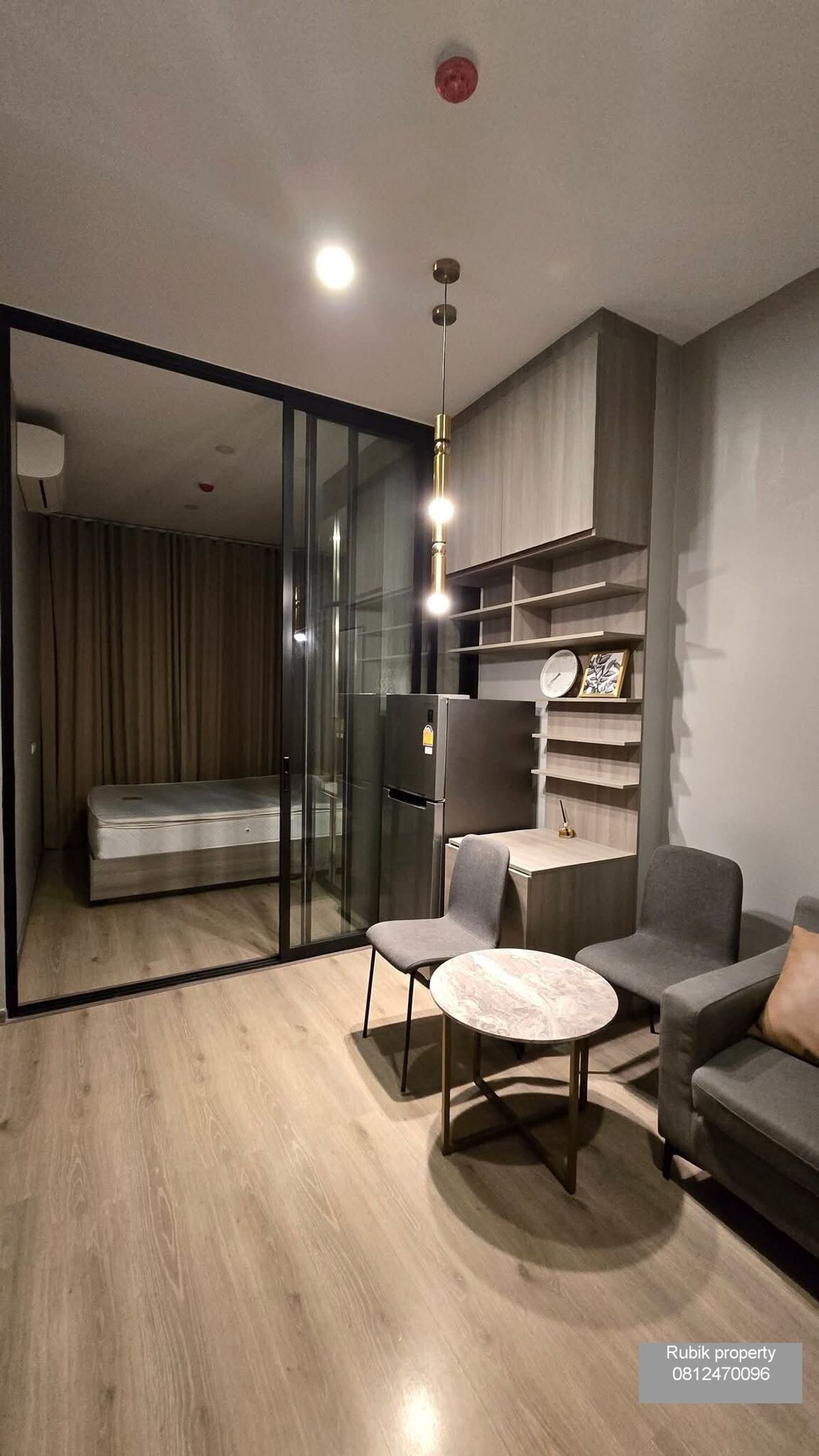 For RentCondoOnnut, Udomsuk : Rent Knightsbridge Prime Onnut, beautiful room, high floor, good view, just hold the bag! (RB980)