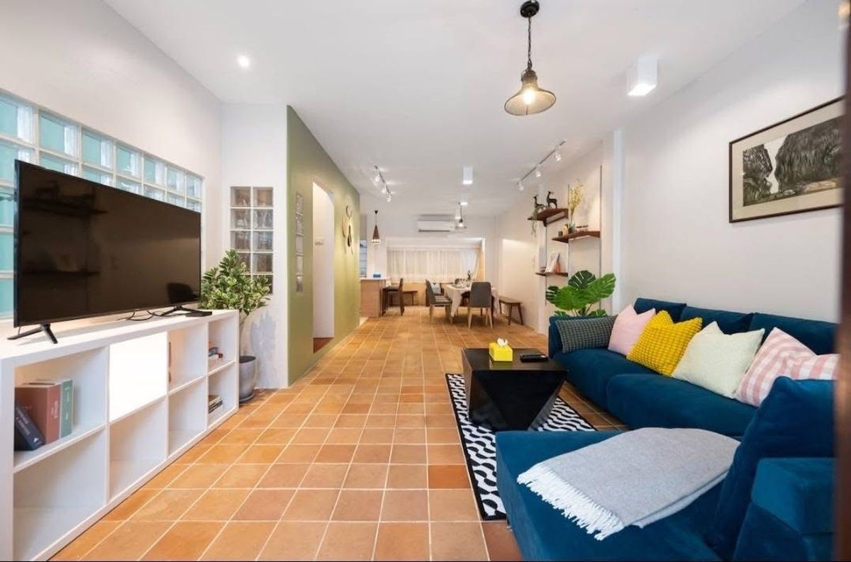 ให้เช่าทาวน์โฮมสุขุมวิท อโศก ทองหล่อ : 🚨 For Rent – Renovated 2-Storey Townhome in Ekkamai