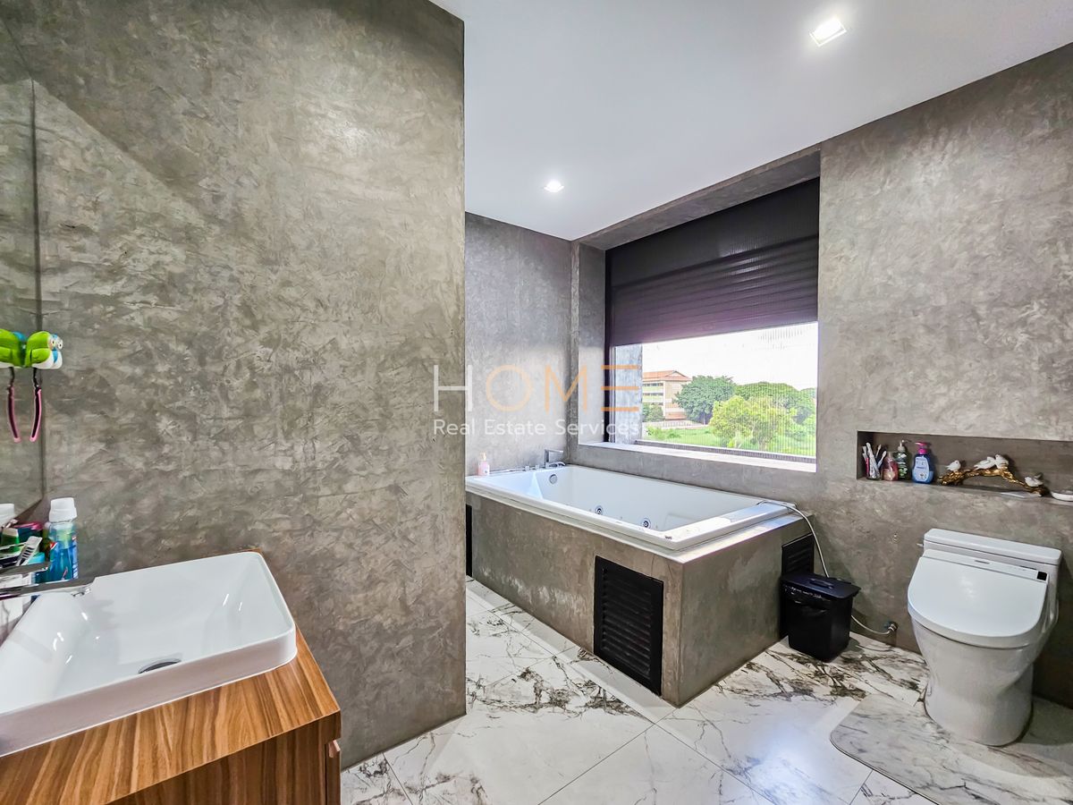 ขายสำนักงานนวมินทร์ รามอินทรา : อาคารสำนักงาน สุขาภิบาล 5 ซอย 22 / 4 ชั้น (ขาย), Office Building Sukhaphiban 5 Soi 22 / 4-storey (FOR SALE) TAN501