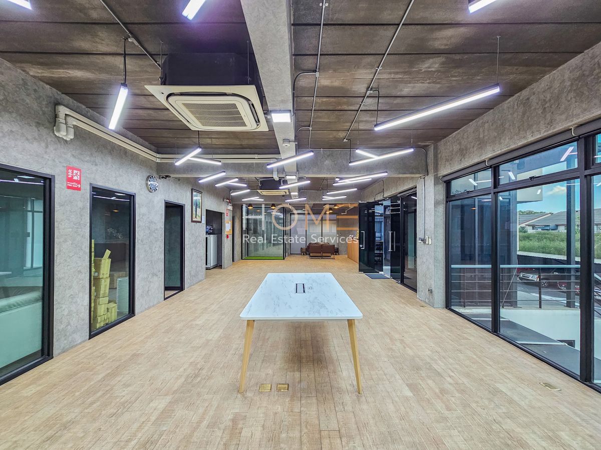 ขายสำนักงานนวมินทร์ รามอินทรา : อาคารสำนักงาน สุขาภิบาล 5 ซอย 22 / 4 ชั้น (ขาย), Office Building Sukhaphiban 5 Soi 22 / 4-storey (FOR SALE) TAN501