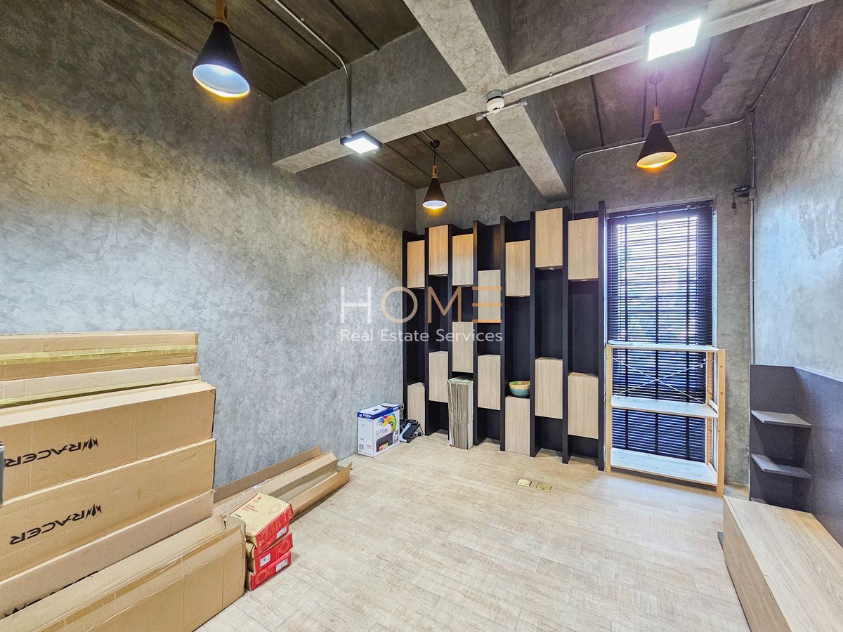 ขายสำนักงานนวมินทร์ รามอินทรา : อาคารสำนักงาน สุขาภิบาล 5 ซอย 22 / 4 ชั้น (ขาย), Office Building Sukhaphiban 5 Soi 22 / 4-storey (FOR SALE) TAN501