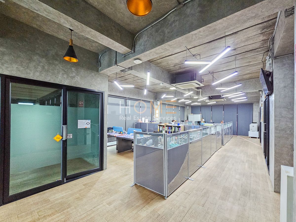 ขายสำนักงานนวมินทร์ รามอินทรา : อาคารสำนักงาน สุขาภิบาล 5 ซอย 22 / 4 ชั้น (ขาย), Office Building Sukhaphiban 5 Soi 22 / 4-storey (FOR SALE) TAN501