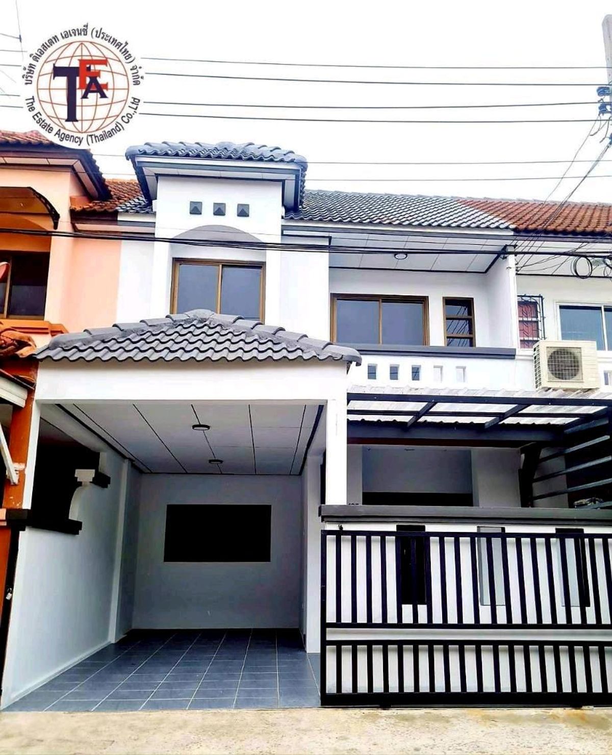 ขายทาวน์โฮมมีนบุรี-ร่มเกล้า : ขายทาวน์เฮ้าส์ 2 ชั้น หมู่บ้านมัณฑิรา เคหะร่มเกล้า 78 ราษฎร์พัฒนา สะพานสูง สนง.ที่ดินบึงกุ่ม สนง.ที่ดินลาดกระบัง ม. เกษมบัณฑิต โรงเรียนอุดมน้อมเกล้า โรงเรียนนานาชาติร่วมฤด ีบิ๊กซีร่มเกล้า