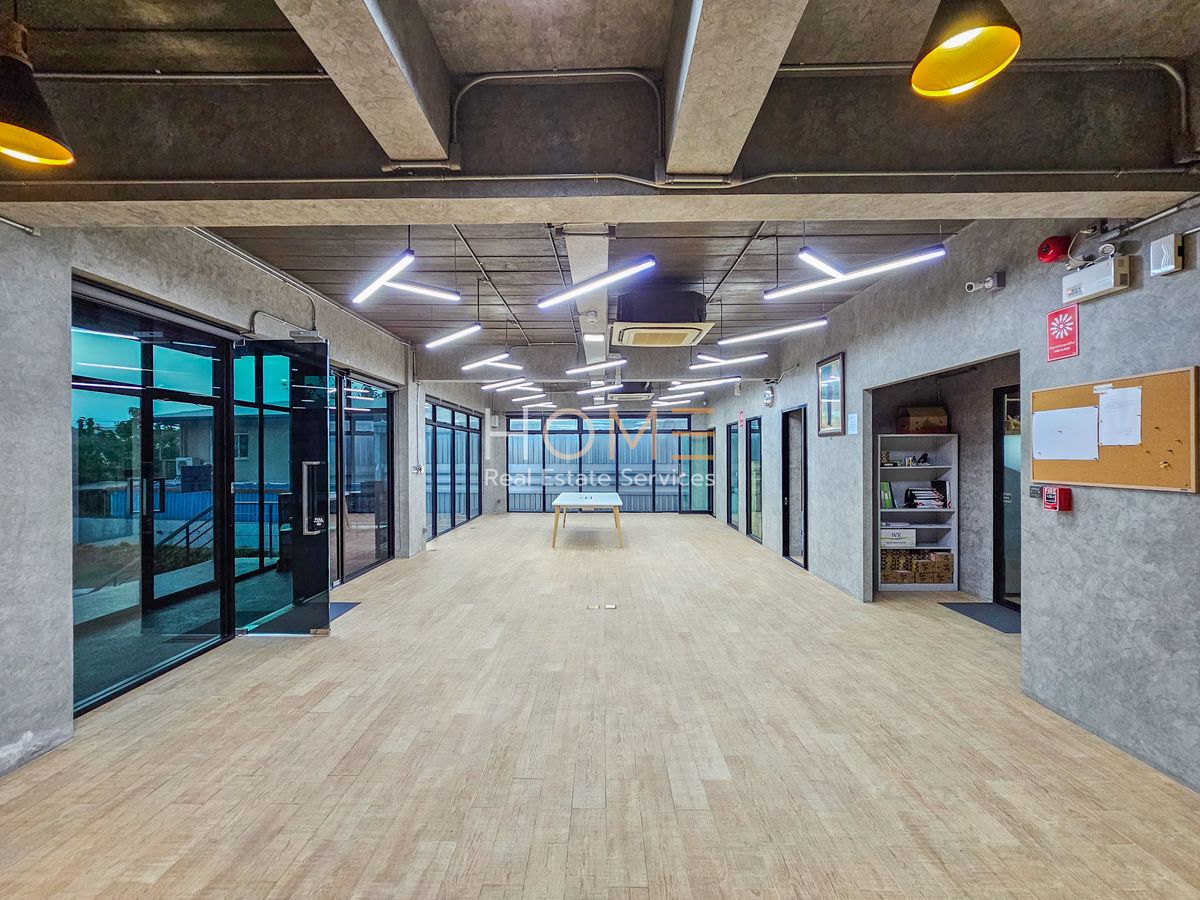 ขายสำนักงานนวมินทร์ รามอินทรา : อาคารสำนักงาน สุขาภิบาล 5 ซอย 22 / 4 ชั้น (ขาย), Office Building Sukhaphiban 5 Soi 22 / 4-storey (FOR SALE) TAN501