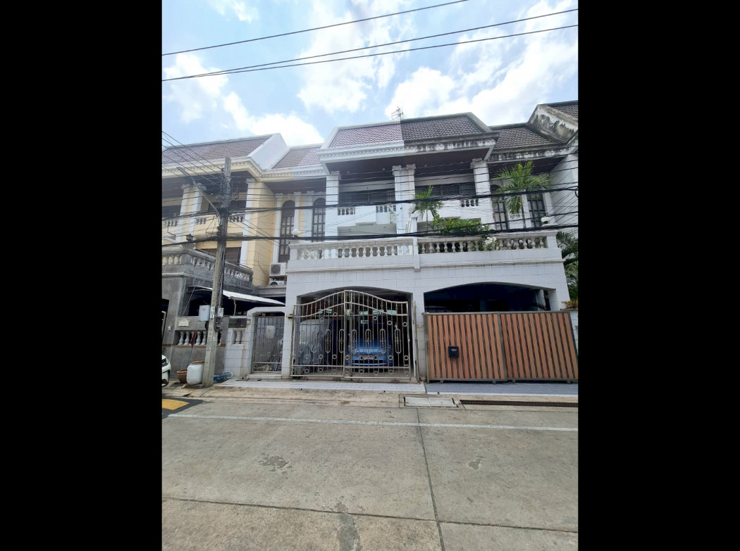 ขายทาวน์โฮมพระราม 3 สาธุประดิษฐ์ : ขาย ทาวน์โฮม Pattra Villa 2 Rama 3-Sathorn 486 ตรม. 48.2 ตร.วา 4ชั้น 3นอน 5น้ำ TV.