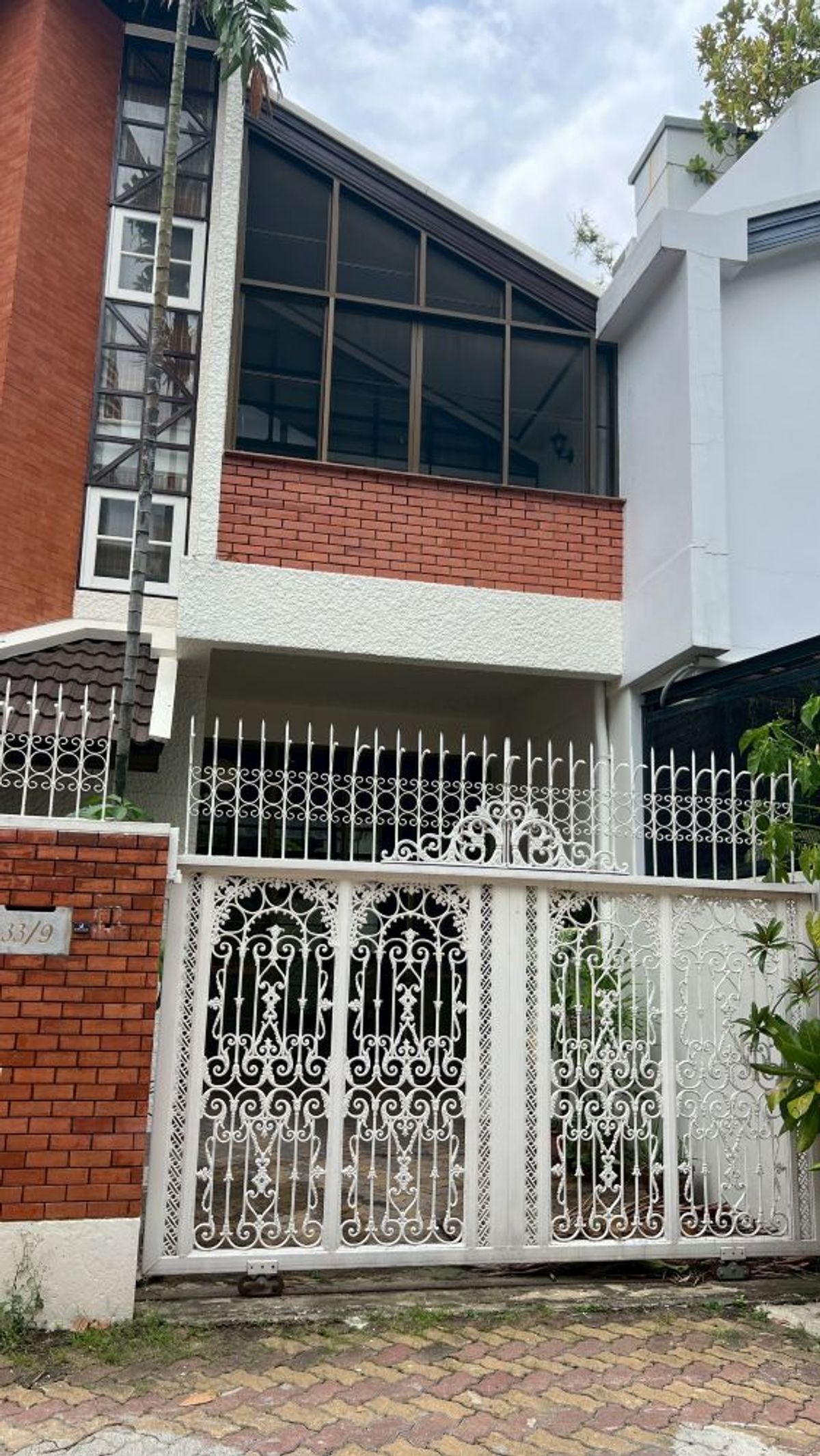 ขายบ้านวิทยุ ชิดลม หลังสวน : ขายบ้าน 5 ชั้น พร้อมที่ดิน ขนาด 37 ตร.ว. ซอยหลังสวน ใจกลางเมืองใกล้รถไฟฟ้าสถานีชิดลม เพลินจิต ถูกสุดในโครงการ