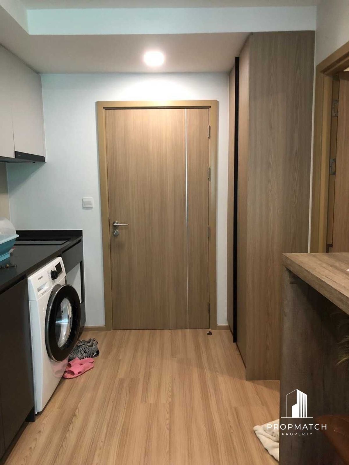 ขายคอนโดอารีย์ อนุสาวรีย์ : ✨Flash Deal ✨Maestro 07 Victory Monument ( 1Bed 1Bath 28SQM.) พร้อมอยู่ ! เพียง  4,400,000บาท Tel.0981315848 @propmatch