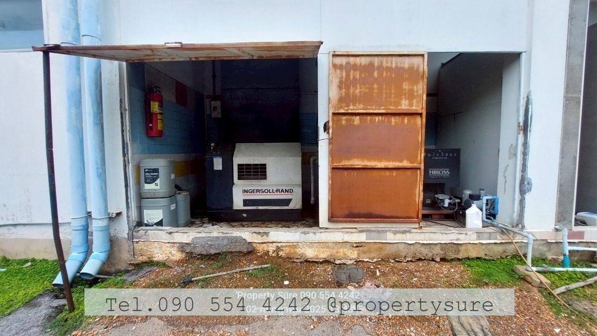 ขายโกดังพระราม 2 บางขุนเทียน : ด่วน !! ขาย - ให้เช่าอู่ซ่อมรถพร้อมอุปกรณ์  #ถนนพระราม2 เยื้องเซ็นทรัล พระราม 2 ที่ดิน 1-2-67 ไร่ (667 ตรว.) ซอยกว้าง 10 ม. (รถใหญ่เข้าได้) ห่างถนนพระราม2 เพียง 10 ม. เลี้ยวเข้าซอยถึงอู่ทันที