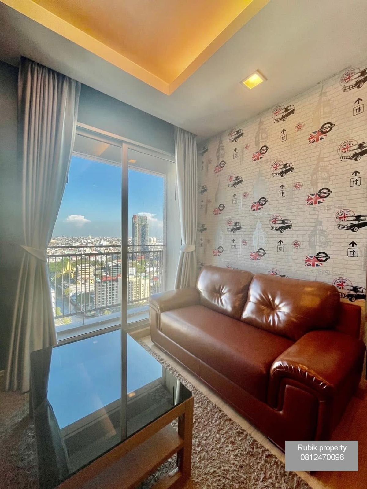 CondoRama9, Petchburi, RCA : Sell ​​& amp; Condo for rent, Thru Thonglor (True Thonglor), a location to visit the city opposite Bangkok Hospital. The viewless view does not have a building (RB982).