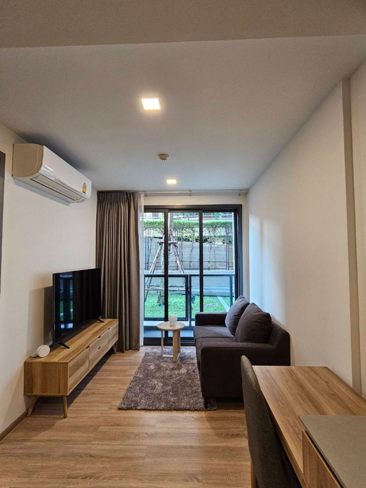 ขายคอนโดสุขุมวิท อโศก ทองหล่อ : Taka Haus Ekamai 12 / 1 Bedroom (SALE WITH TENANT), ทากะ เฮาส์ เอกมัย 12 / 1 ห้องนอน (ขายพร้อมผู้เช่า) NUUN069