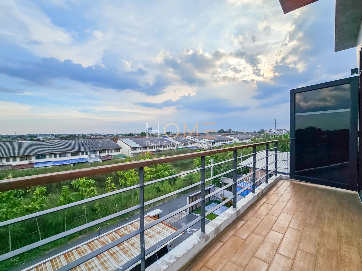 ขายสำนักงานนวมินทร์ รามอินทรา : อาคารสำนักงาน สุขาภิบาล 5 ซอย 22 / 4 ชั้น (ขาย), Office Building Sukhaphiban 5 Soi 22 / 4-storey (FOR SALE) TAN501