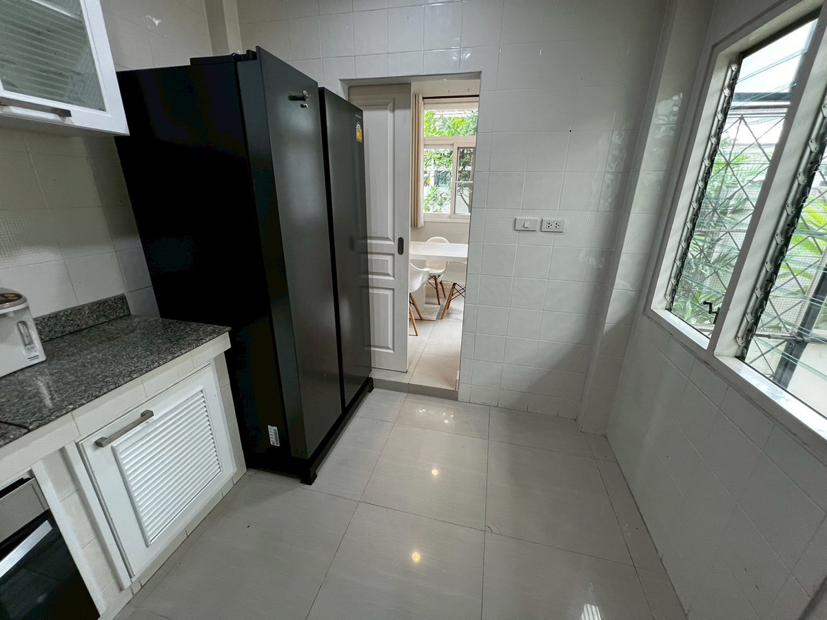 For RentHouseChaengwatana, Muangthong : house, 3 bedrooms, 3 bathrooms, close to HomePro Pakkret, near ISB International School.