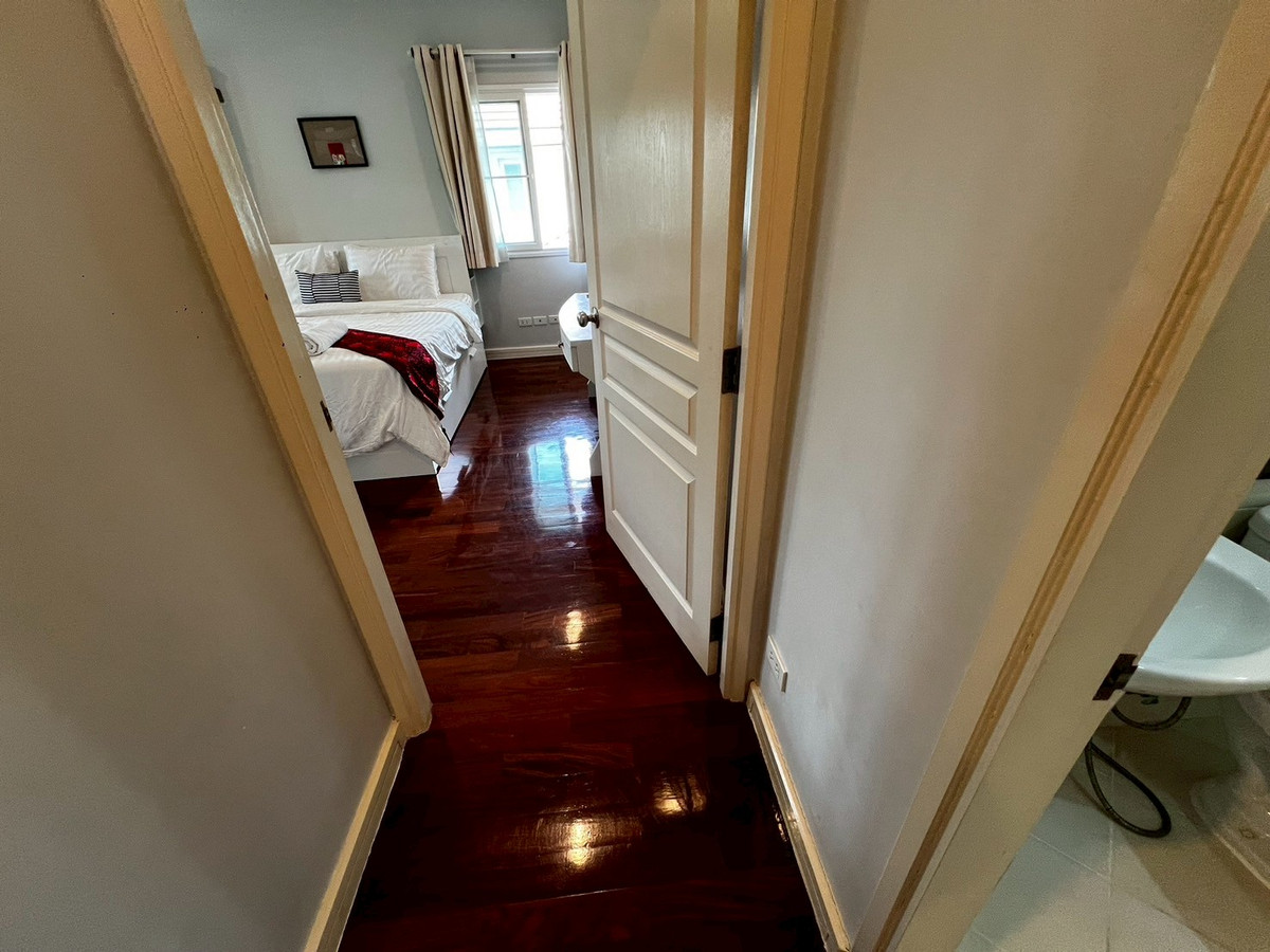 For RentHouseChaengwatana, Muangthong : house, 3 bedrooms, 3 bathrooms, close to HomePro Pakkret, near ISB International School.