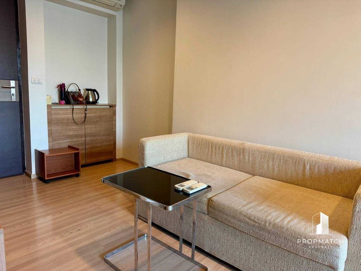 ให้เช่าคอนโดสาทร นราธิวาส : ⚡️Flash Deal เช่าด่วน⚡️Rhythm Sathorn 🔥 35 Sqm 20,500 B เท่านั้น📞 Putter 0928895628