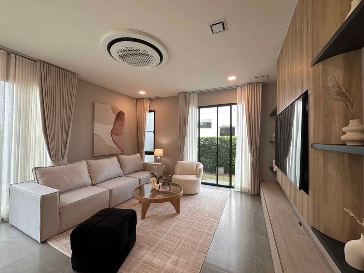 For RentHouseSamut Prakan,Samrong : 🔥 (Rental) Rare Item! ✨Mantana Bangna Km.15 / 4 Bedroom (For Rent / 1 Bedroom (Rental) Notify Code M317